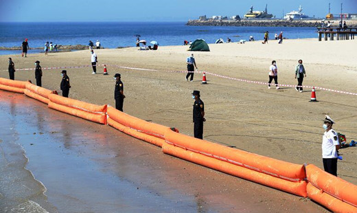 渤海海域举行“平行时空”海上溢油应急演练